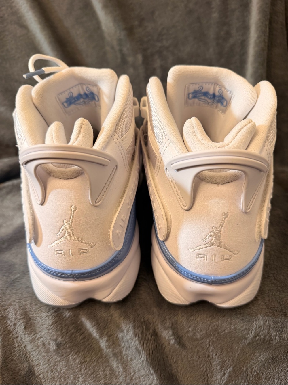 🔥Jordan Men’s 6 Rings- White and University Blue UNC…NO BOX - Picture 3 of 9